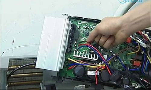 西区美的空调电话是多少